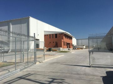 EXCELENTE INVERSIÓN. Bodega Rentada en Condominio Industrial. Bien Comunicada.