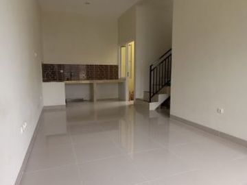 Rumah 2 lantai strategis di jalan Abdul Gani, harga terjangkau