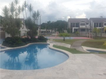 VENDO HERMOSA CASA EN PASEO DEL NORTE PH OLYMPUS