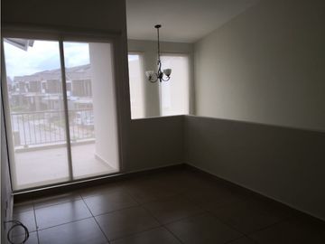 VENDO HERMOSA CASA EN PASEO DEL NORTE PH OLYMPUS