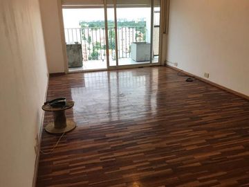 DEPARTAMENTO EN VICENTE LOPEZ 3 AMBIENTES CON COCHERA