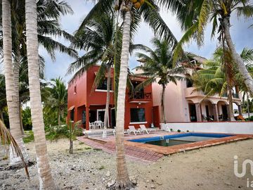 VENTA CASA BEACH FRONT - PUERTO MORELOS