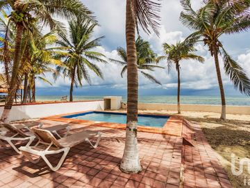 VENTA CASA BEACH FRONT - PUERTO MORELOS