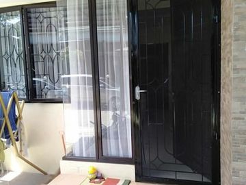 DIJUAL RUMAH DALAM CLUSTER CASH/TAKE OVER DI JATISARI, BEKASI
