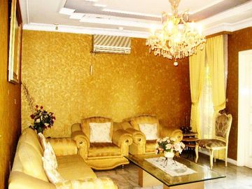 Rumah dilokasi Strategis hanya 3 menit menuju pintu Toll di pesanggrahan Jakarta selatan