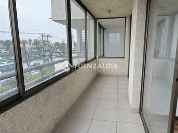 Departamento en arriendo de 3 dorm. en Maipú
