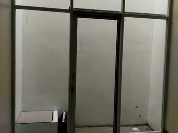 Rumah 2 Lantai Strategis di Kukusan Beji Depok 1 M an (tina)