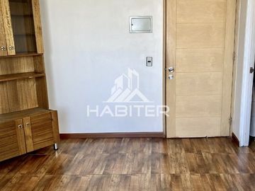 Se vende oficina en pleno centro de Curicó (40140)