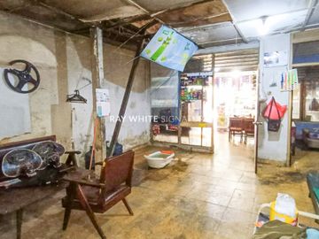 Dijual Rumah Tua di Jl Setiabudi V Cocok Untuk Kos