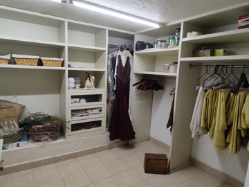 CASA EN VENTA EN LOMA DORADA