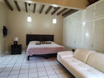CASA EN VENTA EN LOMA DORADA
