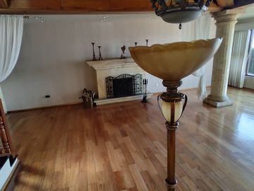 CASA EN VENTA EN LOMA DORADA