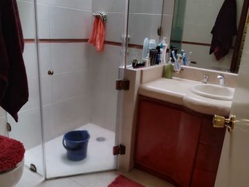 CASA EN VENTA EN LOMA DORADA