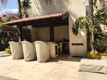 CASA EN VENTA EN LOMA DORADA