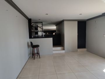CASA EN VENTA EN LOMA DORADA