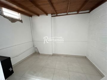 local en arriendo en perpetuo socorro. Cod A777217