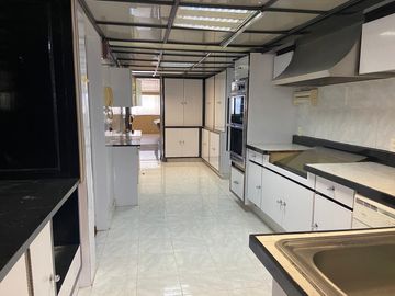 VENTA PH DOS NIVELES USO DE SUELO MIXTO, Para remodelar,  Colonia del Valle Centro, cerca World Trade Center.
