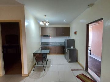 3-STOREY 25 ROOMS COMMERCIAL BUILDING FOR SALE IN KOREAN TOWN FRIENDSHIP ANGELES CITY NEAR CLARK