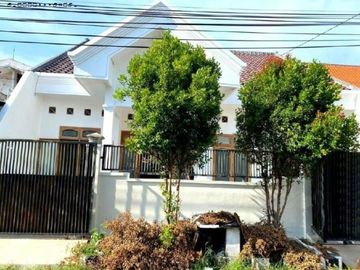 Rumah Bhaskara Selatan STRATEGIS SIAP HUNI