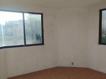VENTA DE CASA EN LA COLONIA SAN MATEO OXRTOTITLÁN EN TOLUCA
