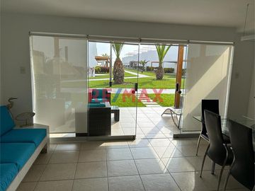 VENDO CASA DE PLAYA EN 
CONDOMINIO ASIA BONITA / PLAYA SARAPAMPA
Km. 107 Panamericana Sur, a 3 min. del Boulevard de Asia
CASA:
•	VISTA AL MAR
•