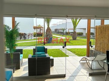 VENDO CASA DE PLAYA EN 
CONDOMINIO ASIA BONITA / PLAYA SARAPAMPA
Km. 107 Panamericana Sur, a 3 min. del Boulevard de Asia
CASA:
•	VISTA AL MAR
•
