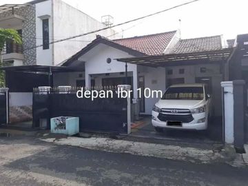 Turun Harga! Rumah Besar Semi Furnished Margawangi Bandung