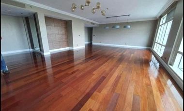 FOR RENT: One Roxas Triangle