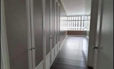 FOR RENT: One Roxas Triangle