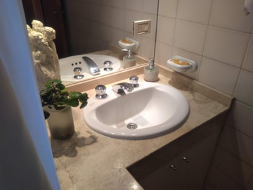 Departamento en Venta en San Cristóbal 4 ambientes c dependencia 84 m2 + balcón baulera y cochera – Av San Juan 2200