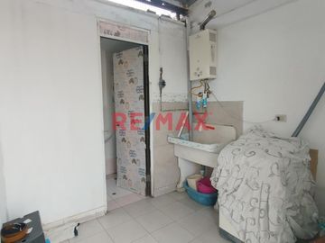 Se vende amplio y bien distribuido dúplex de 153 m² ubicado en el último piso (8vo piso, Torre A) del Condominio Plaza del Pacífico en San Miguel, una