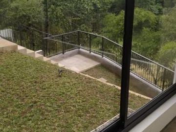 Rumah Sejuk Asri di Cigadung Raya Barat Hanya1,1 KM Dari Dago Heritage 1917 Golf Course Harga Cash mulai 2M-an.