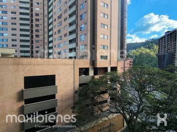 apartamento en arriendo en  san jose. Cod A72063