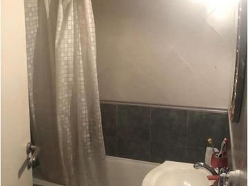 TRIPLEX 4 AMB. CON PATIO Y COCHERA