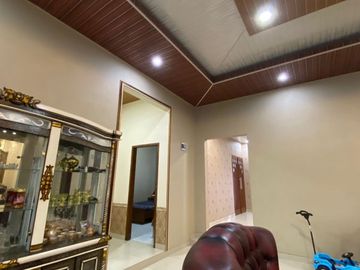 villa MEWAH 2 muka di lembang bandung