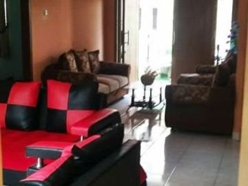 Rumah Nyaman di Arcamanik Dekat Antapani & Cisaranten