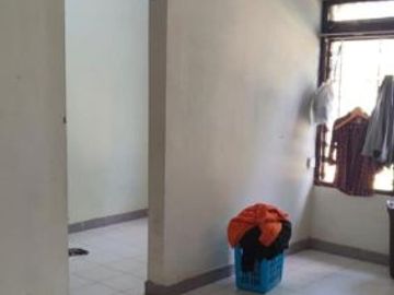 Rumah murah klasik tanah luas dalam perumahan Nogotirto