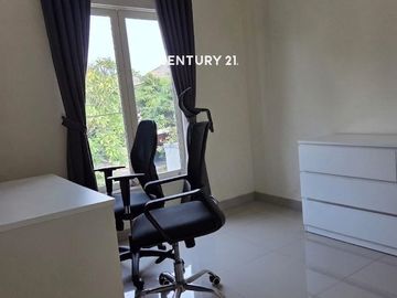 Rumah Bagus 2 Lantai Di Sektor 6 Bintaro Wt 18158