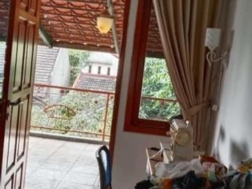 Rumah 4 lantai Pondok Hijau gegerkalong dekat setiabudi bandung