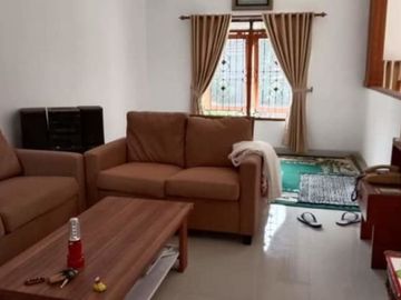 Rumah 4 lantai Pondok Hijau gegerkalong dekat setiabudi bandung