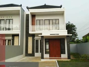 Rumah 2 lantai design Bali,strategis cukup 15 juta all in,di cinangka sawangan