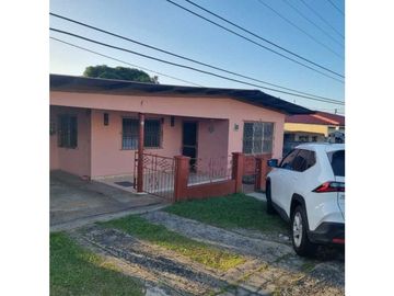 VENDO CASA EN LA CHORRERA BARRIO COLÓN VIA EL ROSARIO 6R