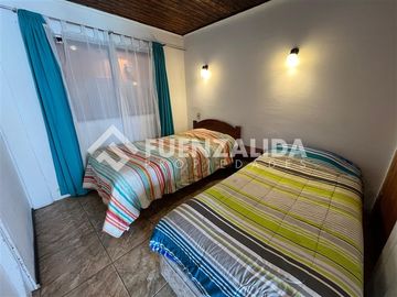 Hostal en Venta. 10D7B2E. Las Pimpinelas, Concón