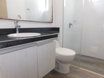 apartamento en arriendo en río alto. Cod A83612