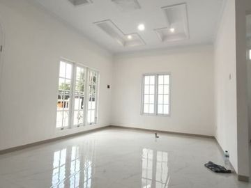 Dijual Rumah Mewah dan Cantik di Tanah Baru, Depok