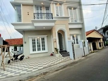 Dijual Rumah Mewah dan Cantik di Tanah Baru, Depok