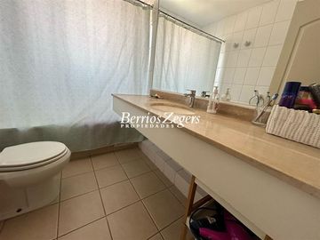 Casa en Venta en San Ramon / Colegio Juanita de Los Andes