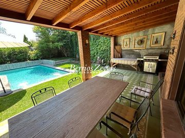 Casa en Venta en San Ramon / Colegio Juanita de Los Andes