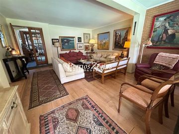 Casa en Venta en San Ramon / Colegio Juanita de Los Andes