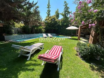 Casa en Venta en San Ramon / Colegio Juanita de Los Andes